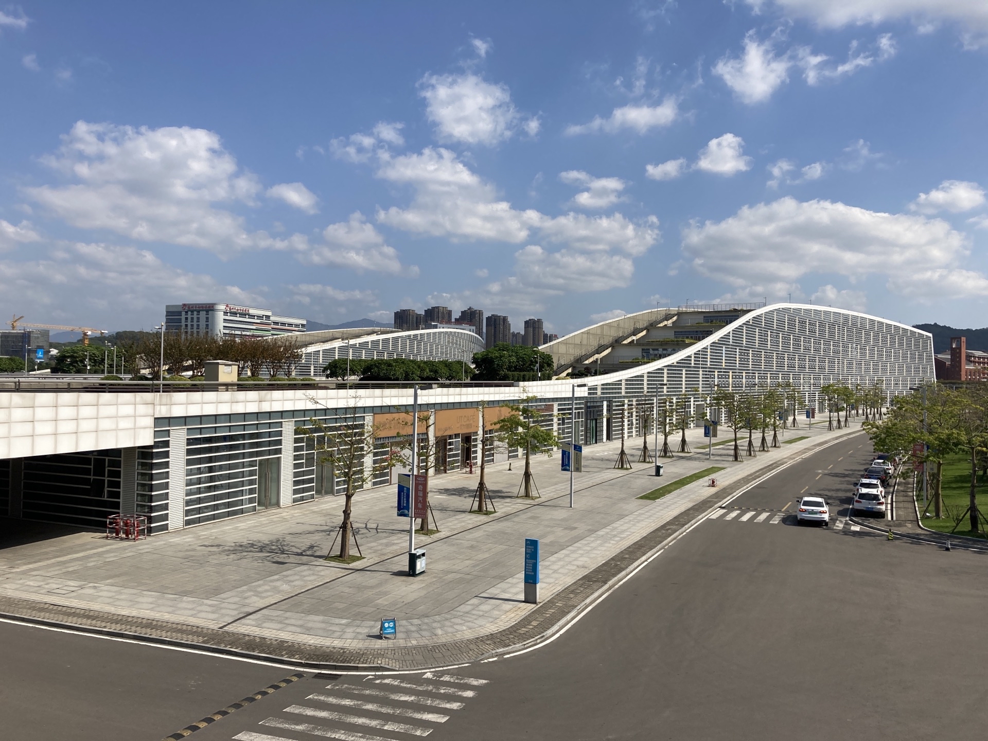 福州海峡奥体中心商业广场