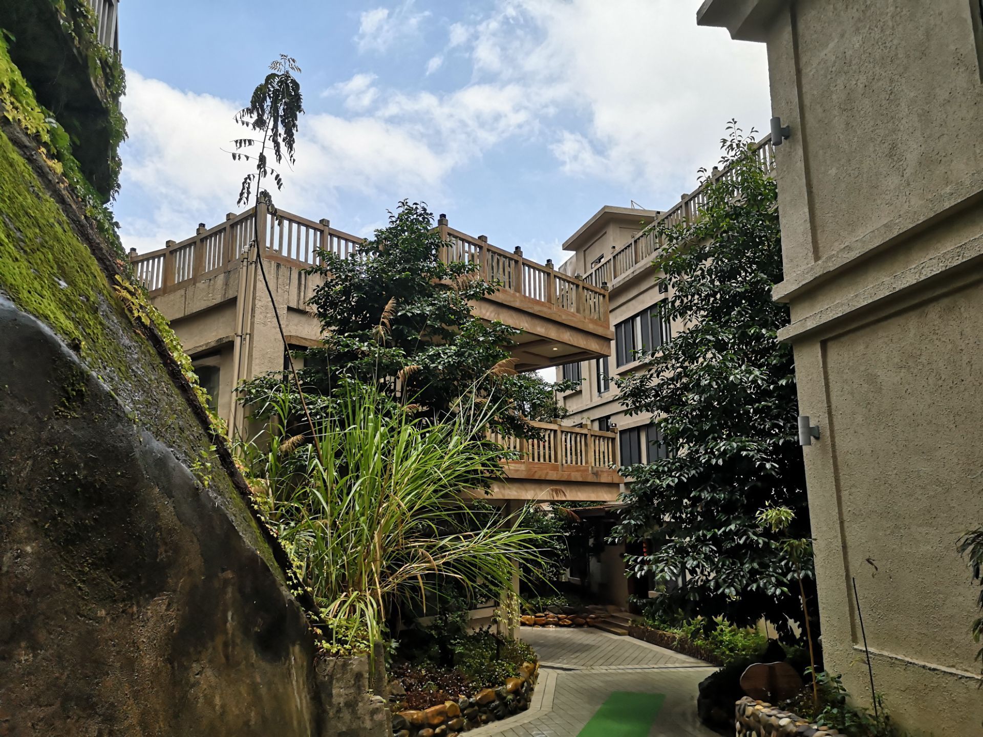 南昆山时尚五星云顶温泉度假酒店