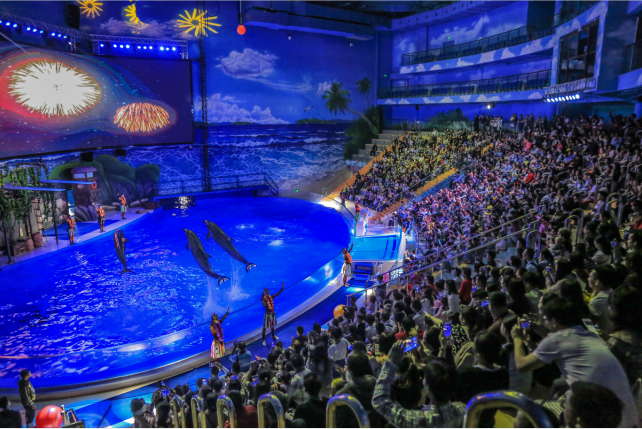 2-Day Nanning Tour: Natural Beauty of Qingxiu Mountain, Yongjiang Night Tour and Wonders of Polar Ocean World