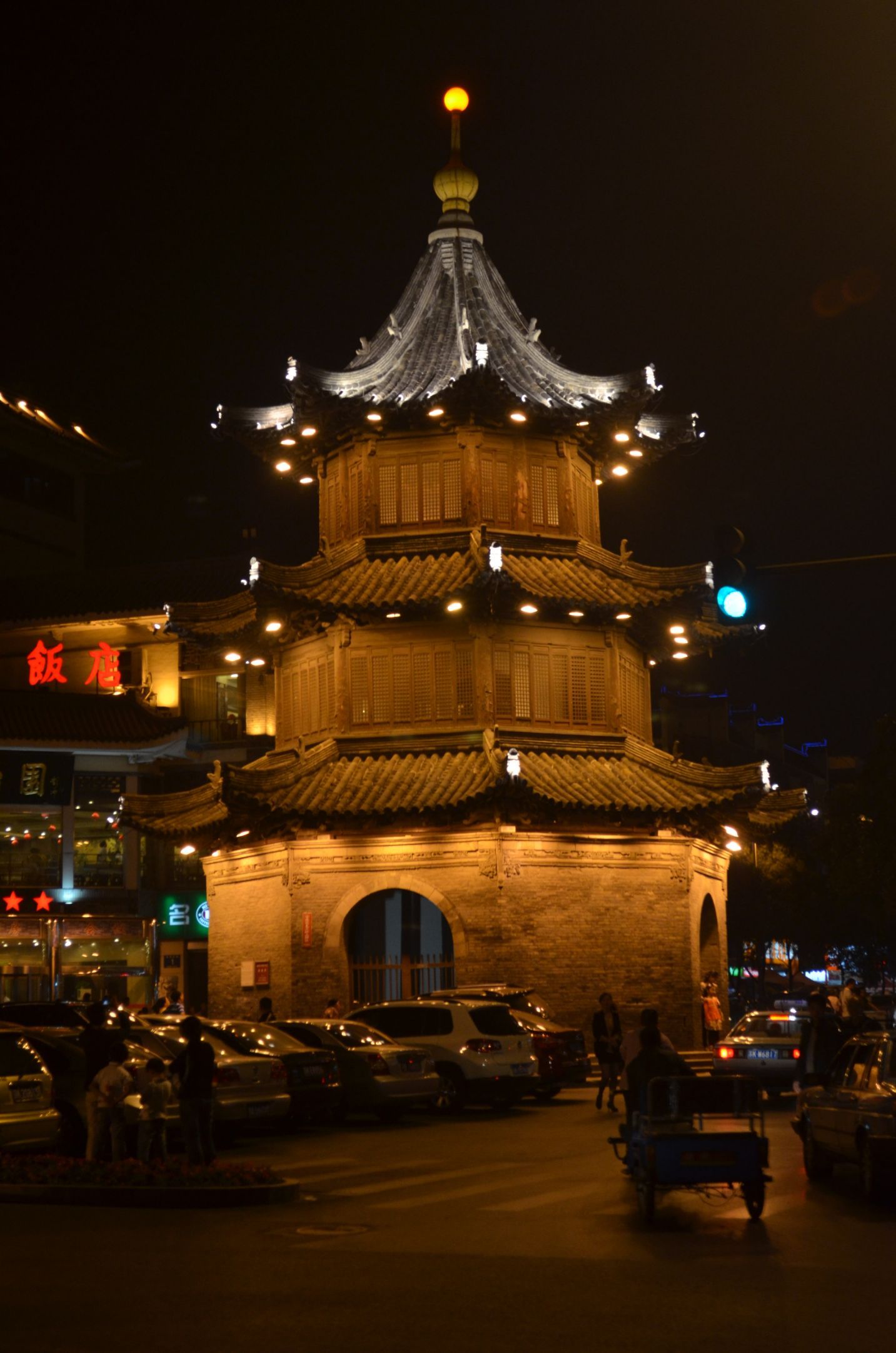 扬州城有红头军,吓得清兵不敢到.