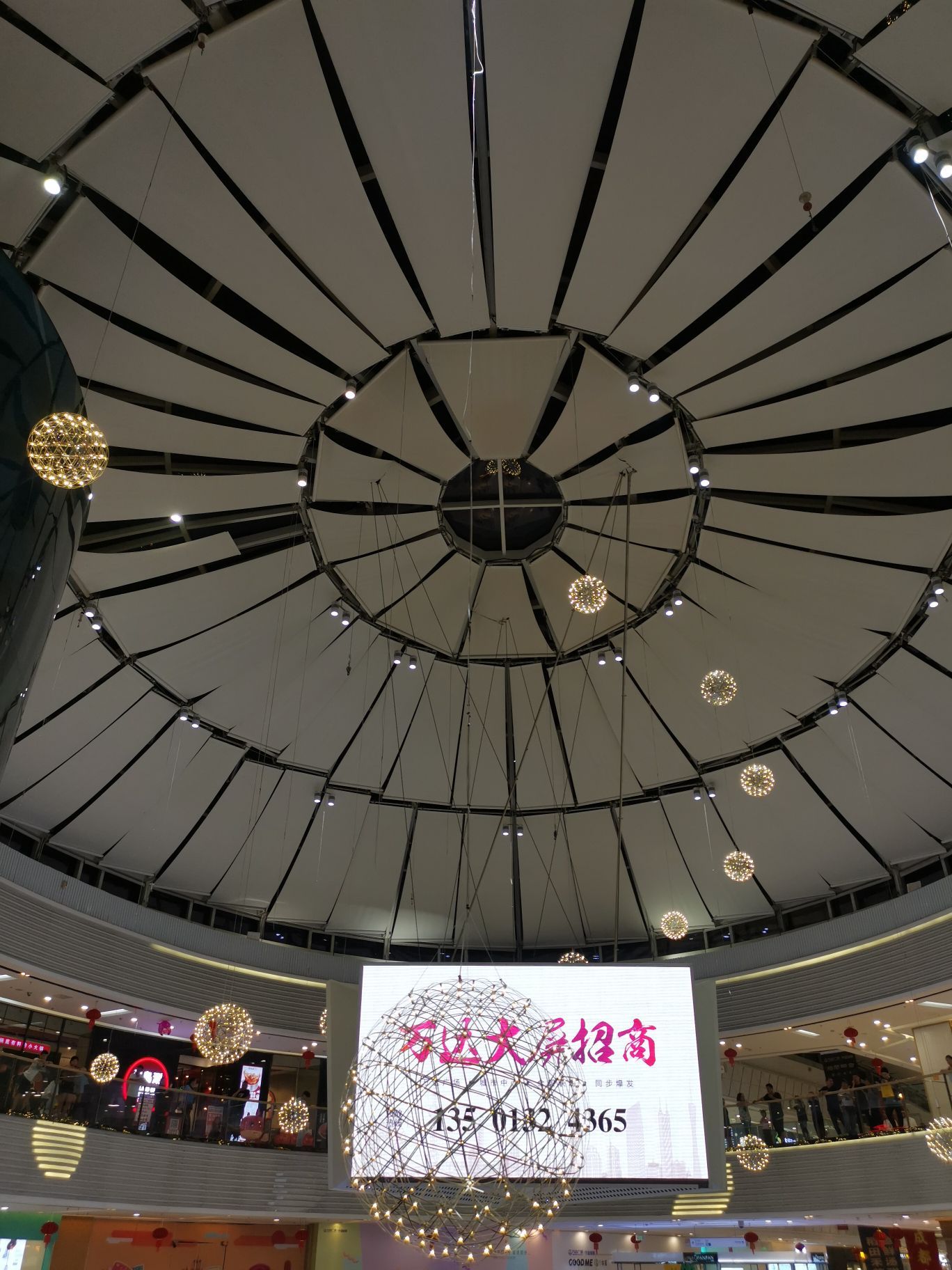 【携程攻略】余姚万达广场(余姚店)购物,余姚万达广场在美丽的姚江旁