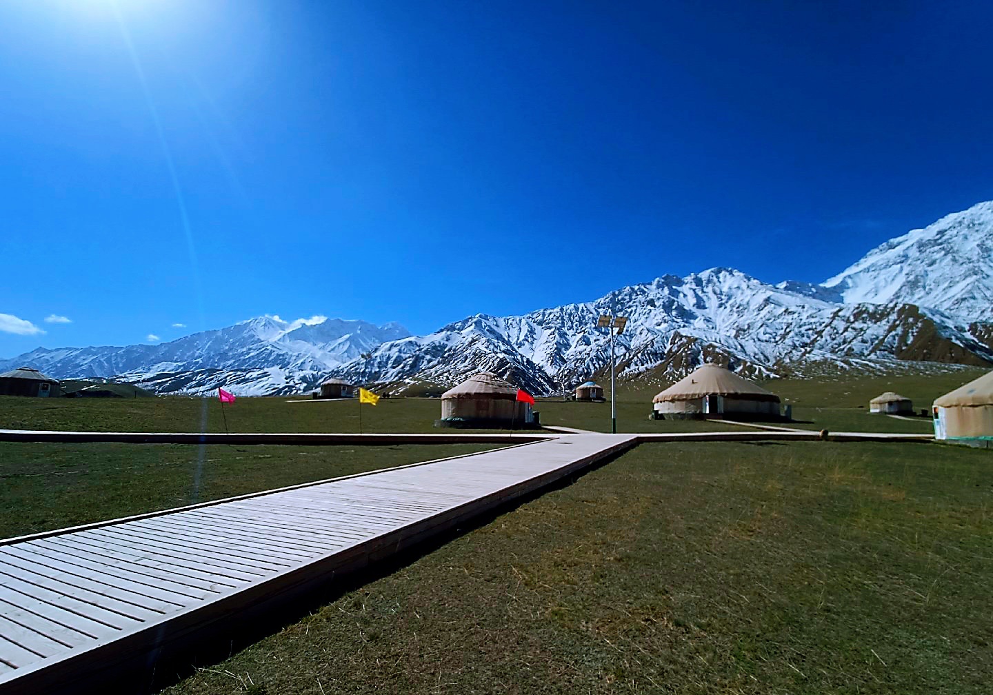 99亚门草场 位于新疆维吾尔自治区和田地区策勒县努尔乡以南