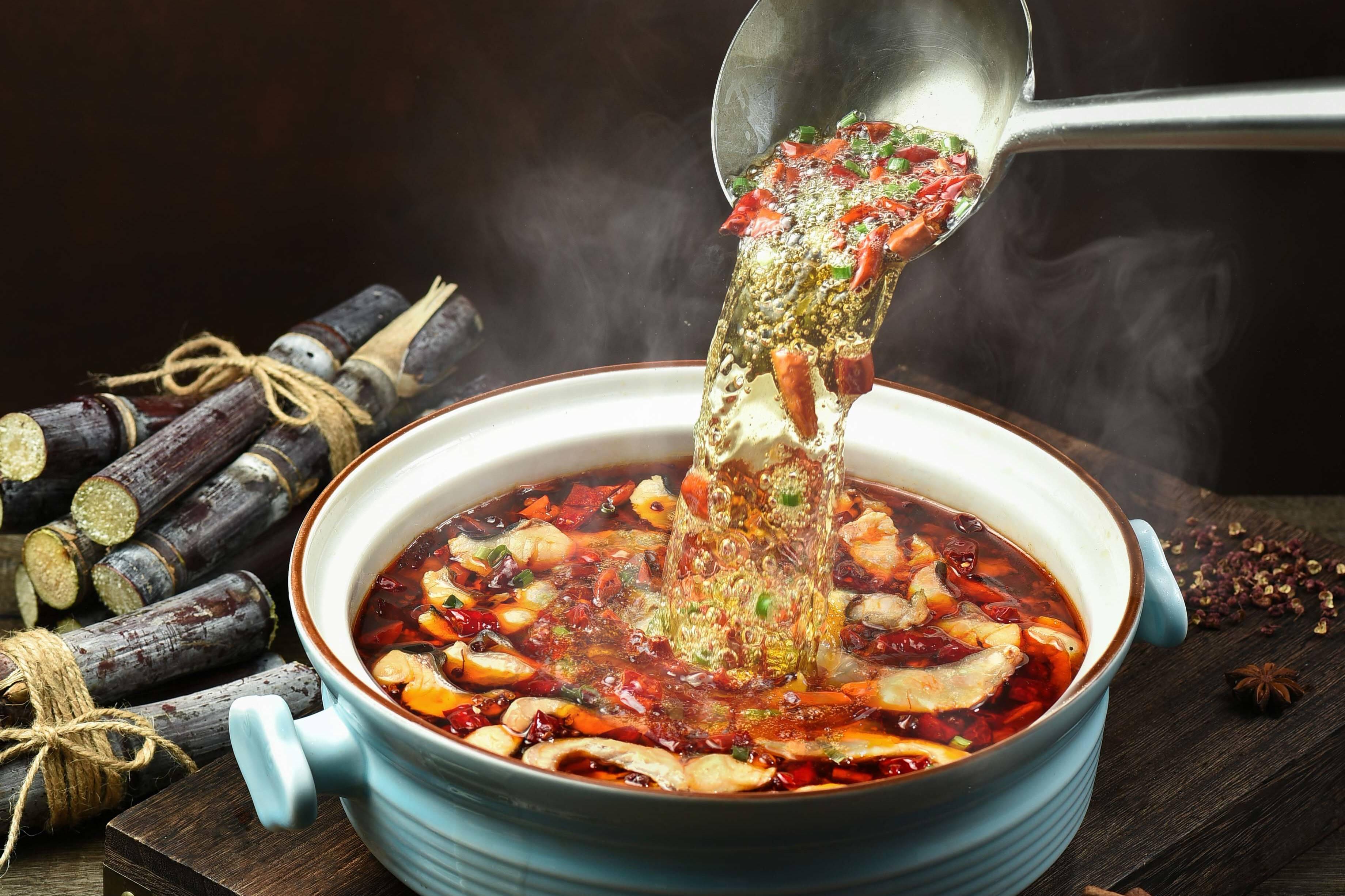 青花椒花椒鱼(成山巴春店)直线距离427m重庆鸡公煲(巫山烤鱼)川菜直线