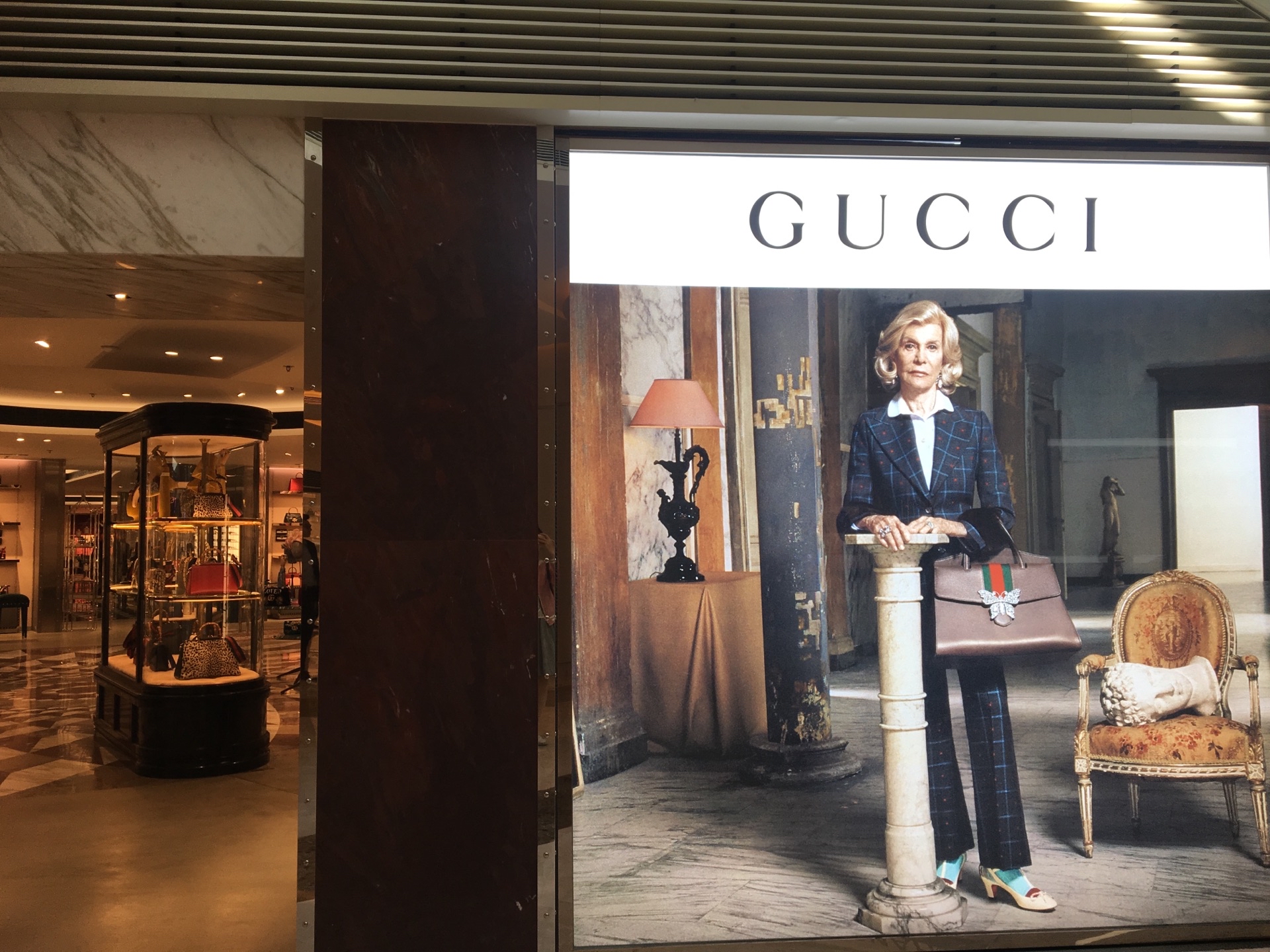 香港gucci 圆方店 购物攻略 Gucci 圆方店 物中心 地址 电话 营业时间 携程攻略