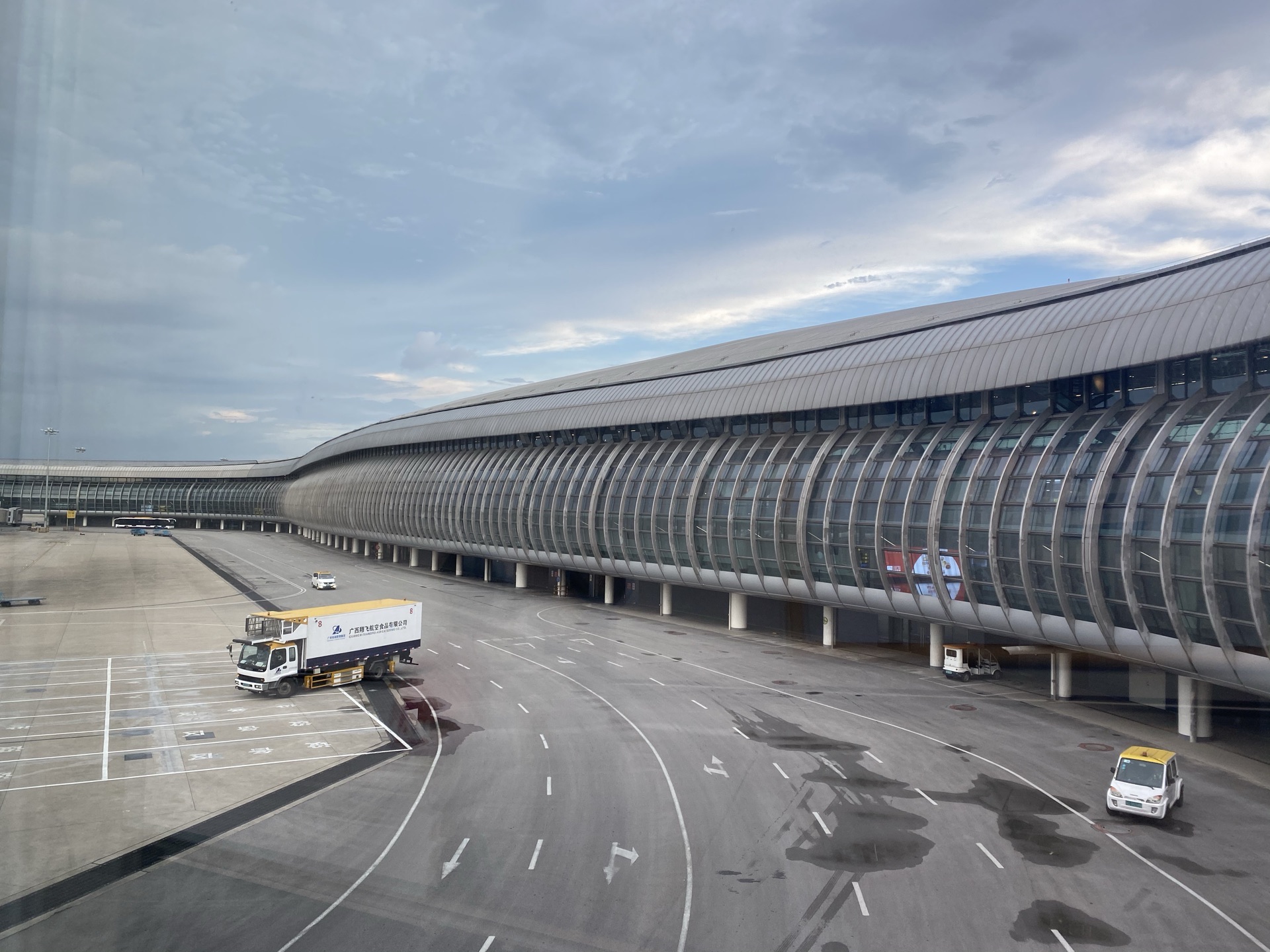 继南宁之后，广西迎来第二个双机场城市，被誉为天下第一滩_北海