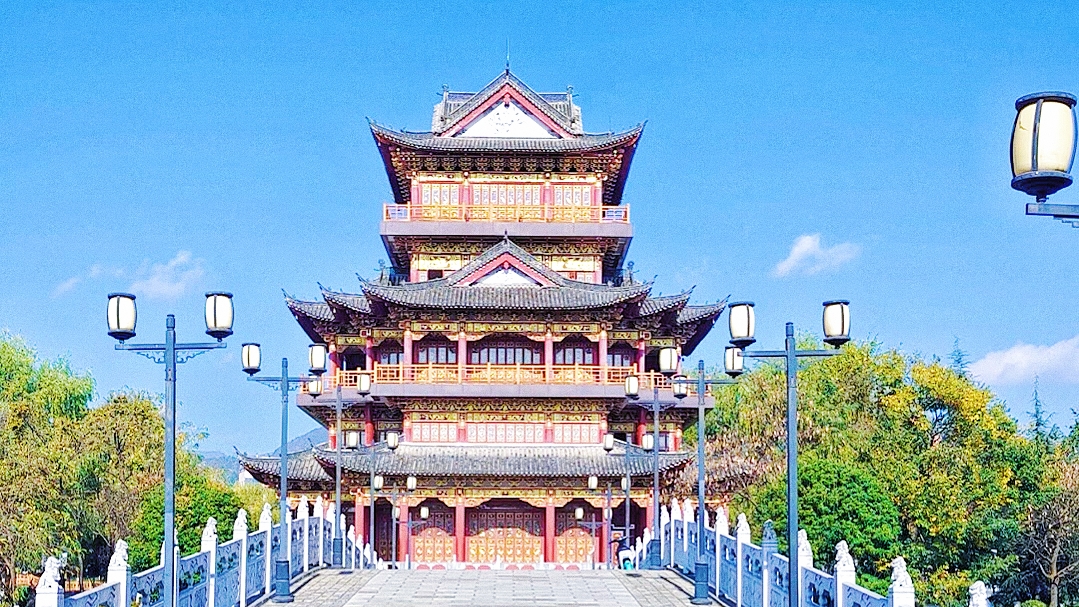 2-Day Luoping Tour: Canola Flower Ocean and Jiulong Waterfalls, Immortal Cave and Duoyi River