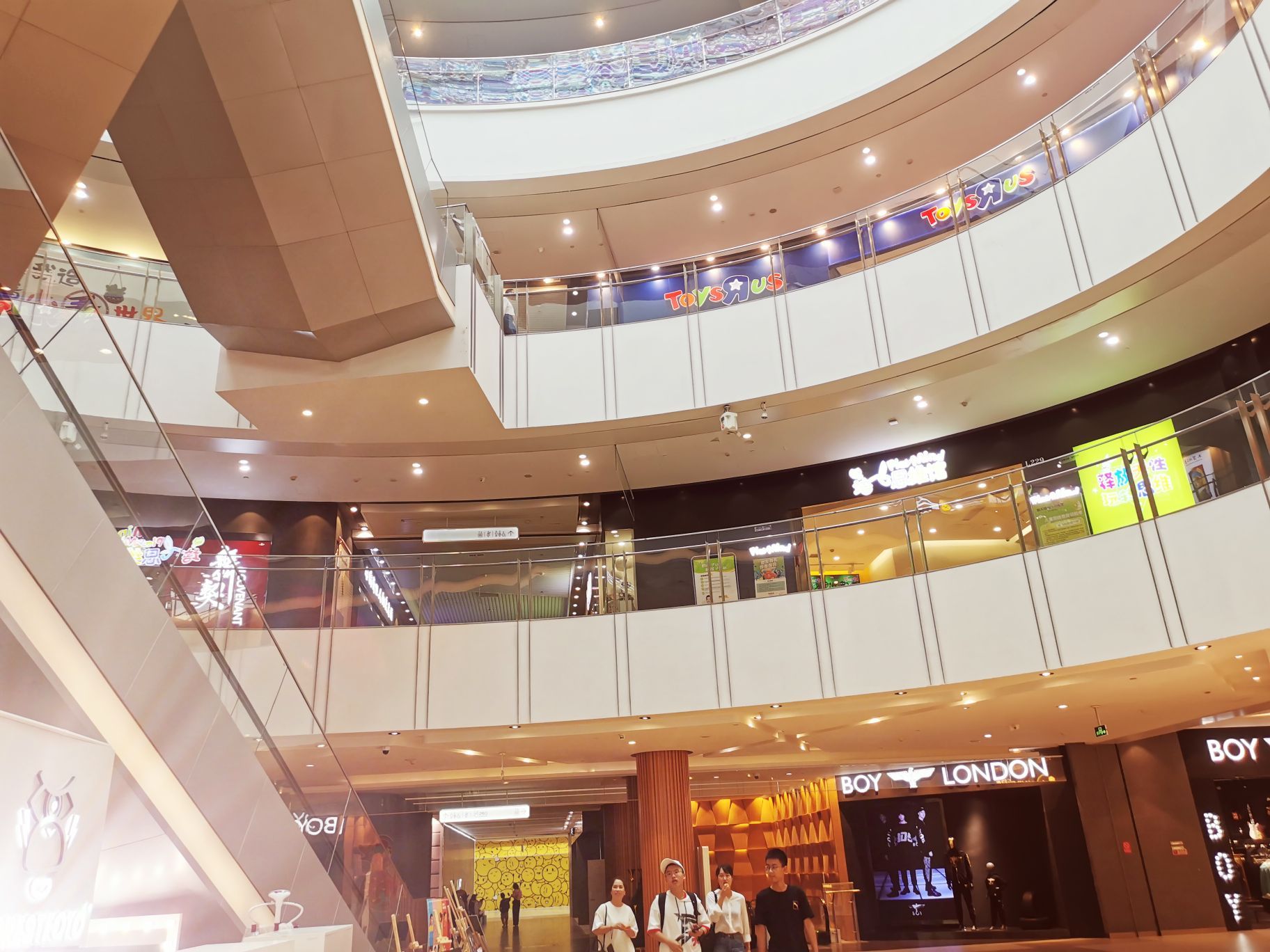 杭州新天地购物中心(杭州店)购物攻略,新天地购物中心(杭州店)物中心