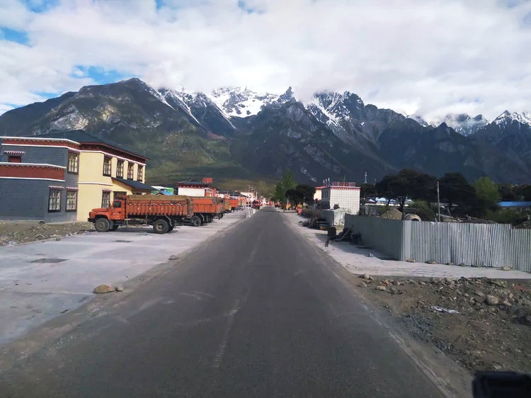 【携程攻略】波密松宗景点,松宗是318国道川藏线上的一个小镇,距离