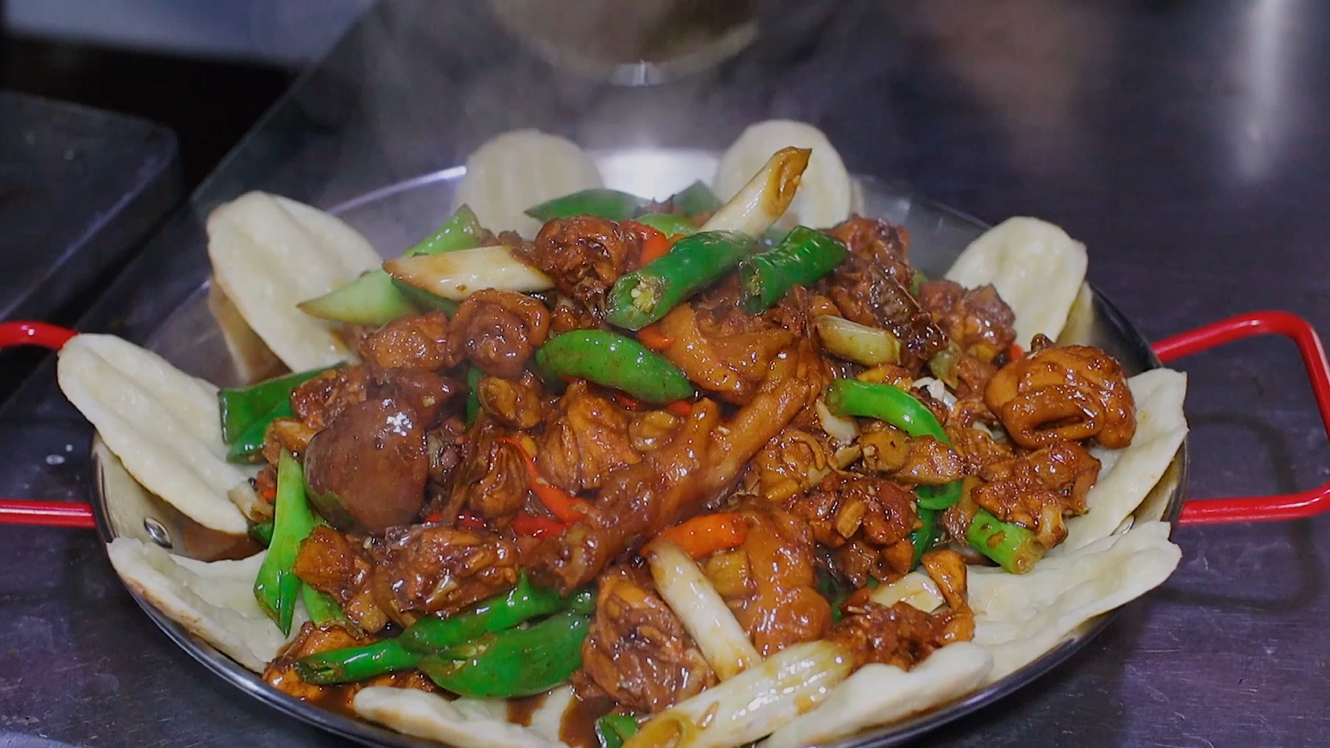 美食探店|性价比超高的临沂炒鸡店