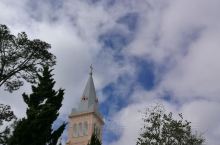 天空与教堂