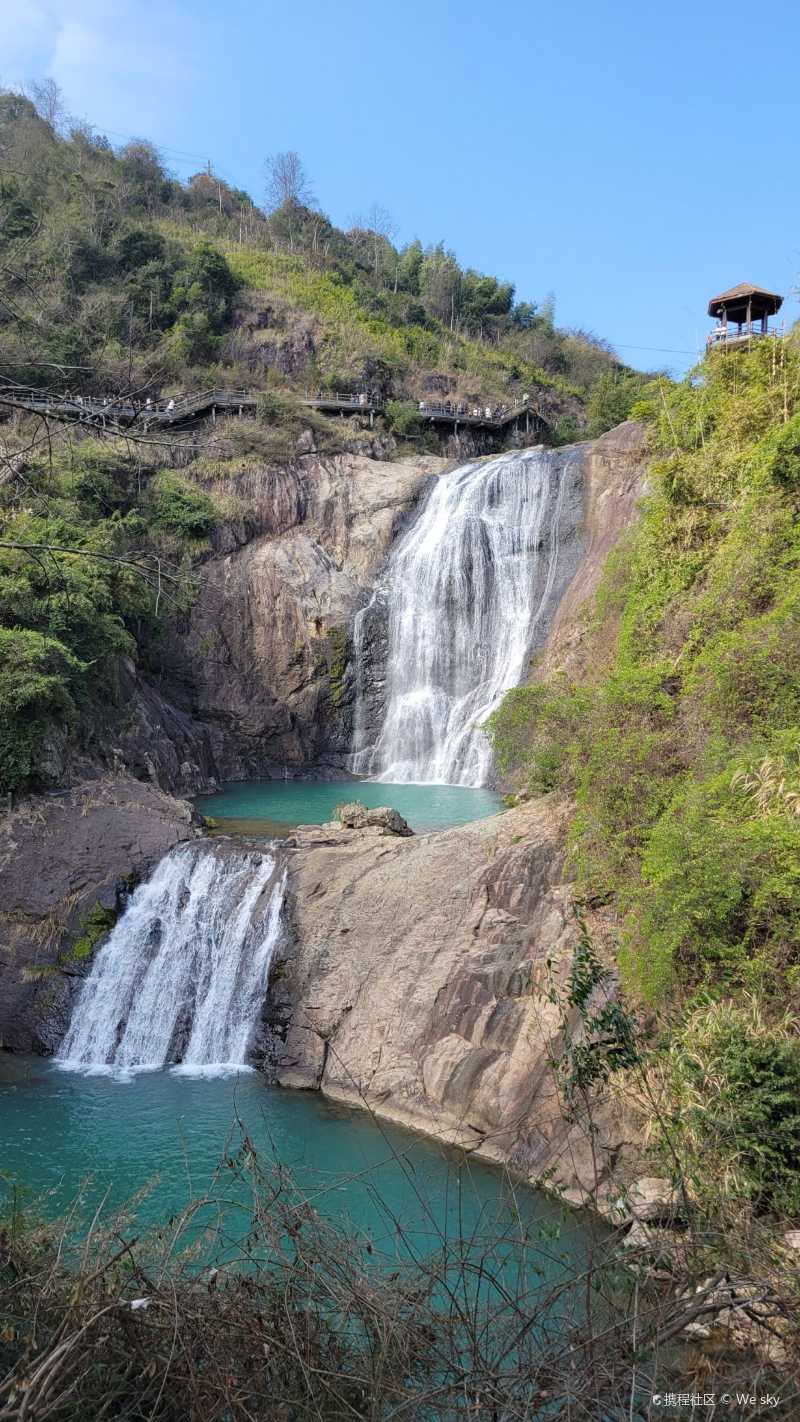 航拍浙江苍南流石山玻璃栈道