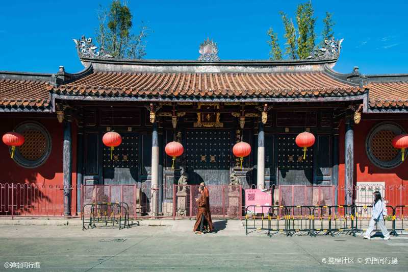 假裝在泰國-- 開元寺 泰佛殿 路過風光秀麗的 潮州 市