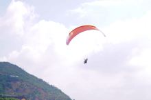 花山飞行基地，体验滑翔伞的快乐