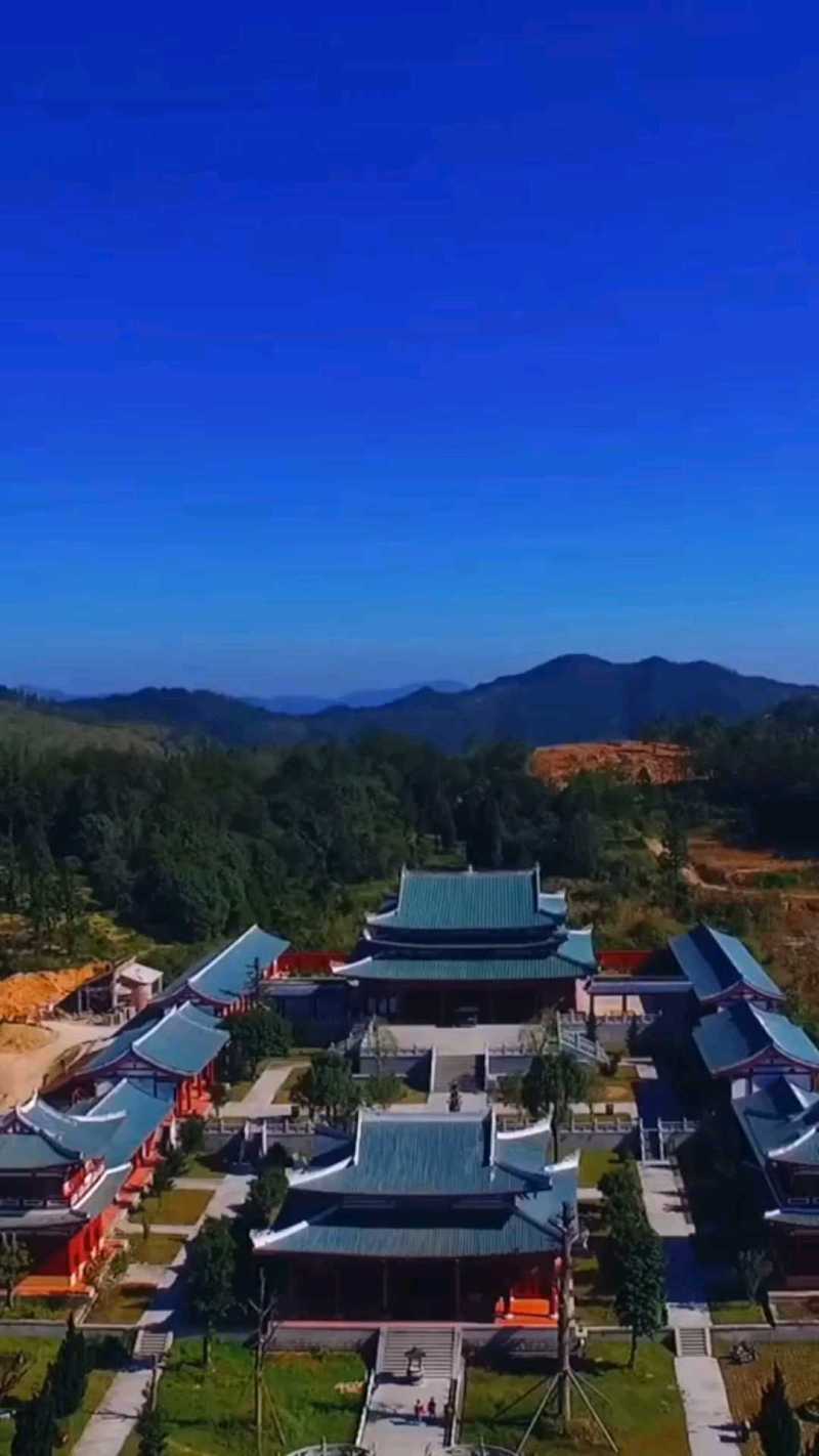 南少林風景旅遊區位於莆田市荔城區西天尾鎮九華山,我們下午五點