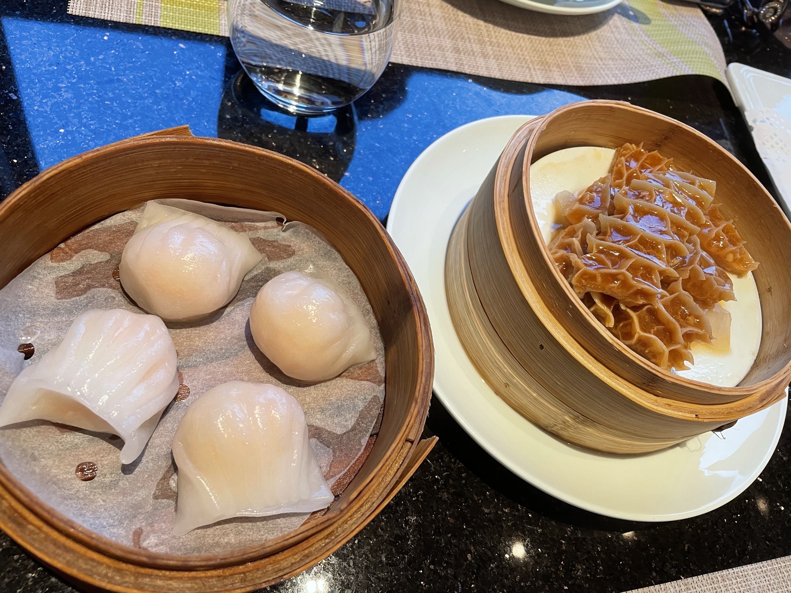 苏州太美逸郡酒店云楼走一个～主食上菜速度很慢～味道偏咸～味道一般