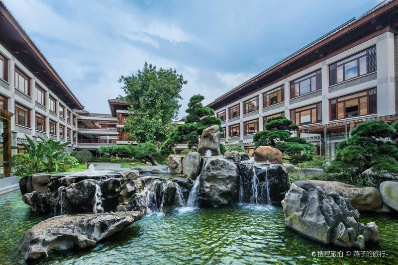 燕子的旅行80069♀15酒店以禅修文化为主题-新兴禅泉度假酒店