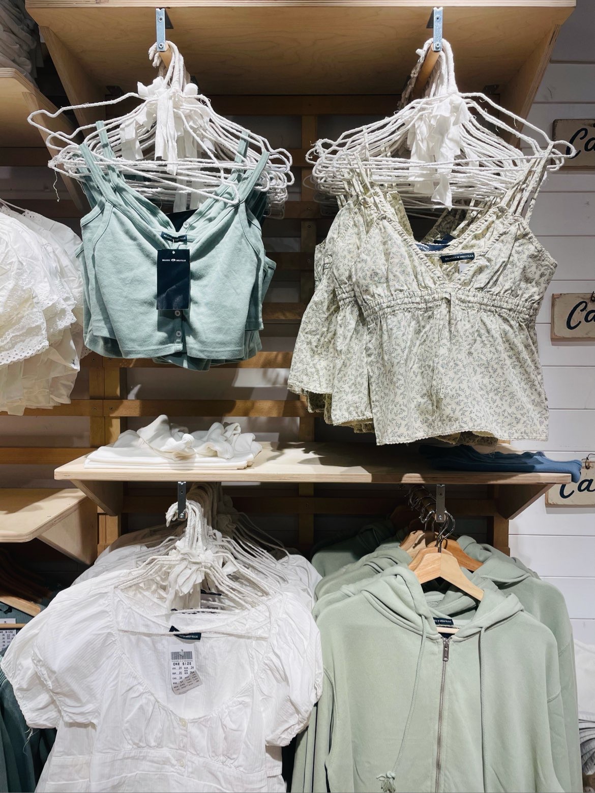 上海Brandy Melville购物攻略,Brandy Melville物中心/地址/电话/营业时间【携程攻略】