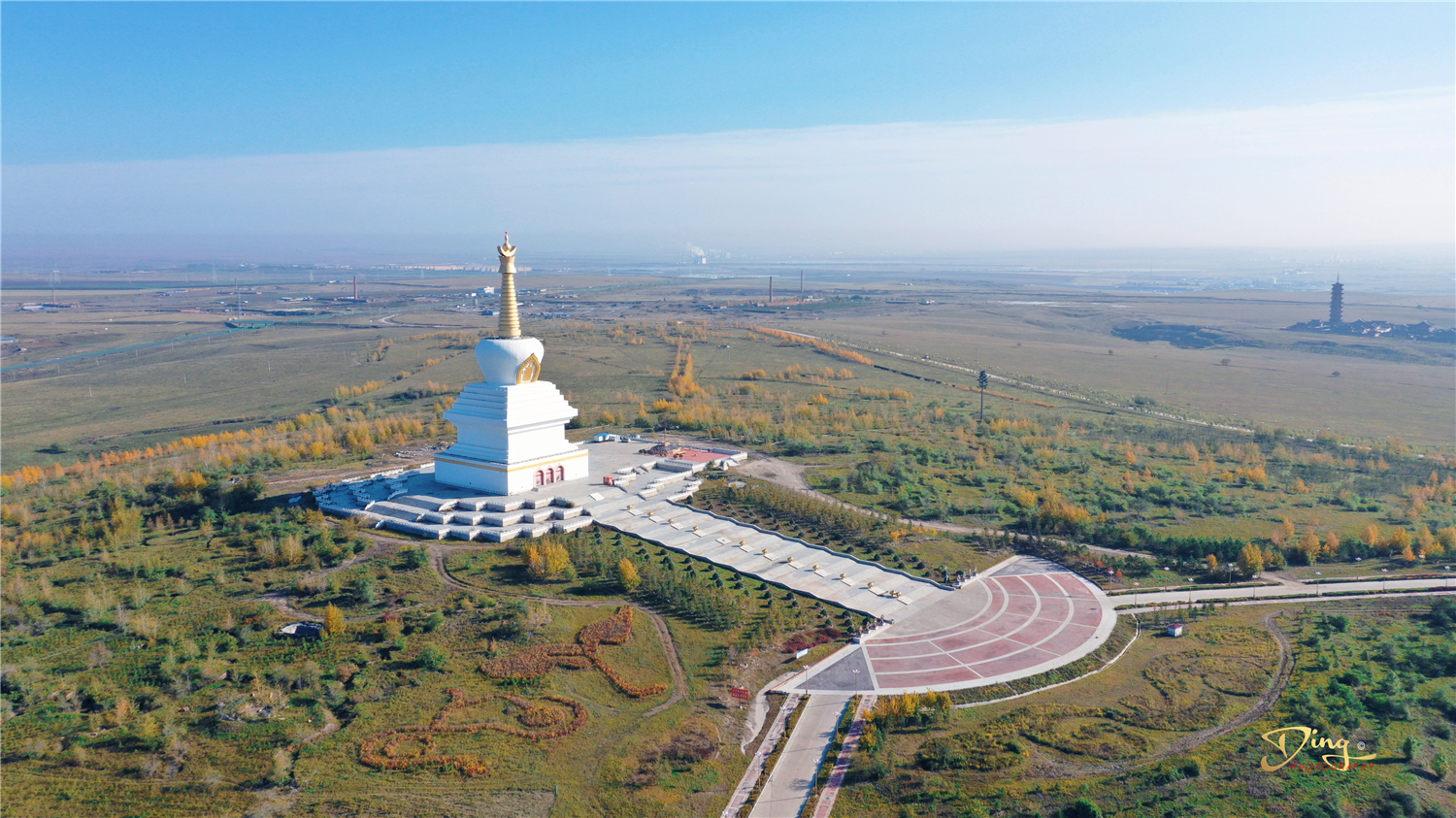 两河圣山护佑着草原名城海拉尔