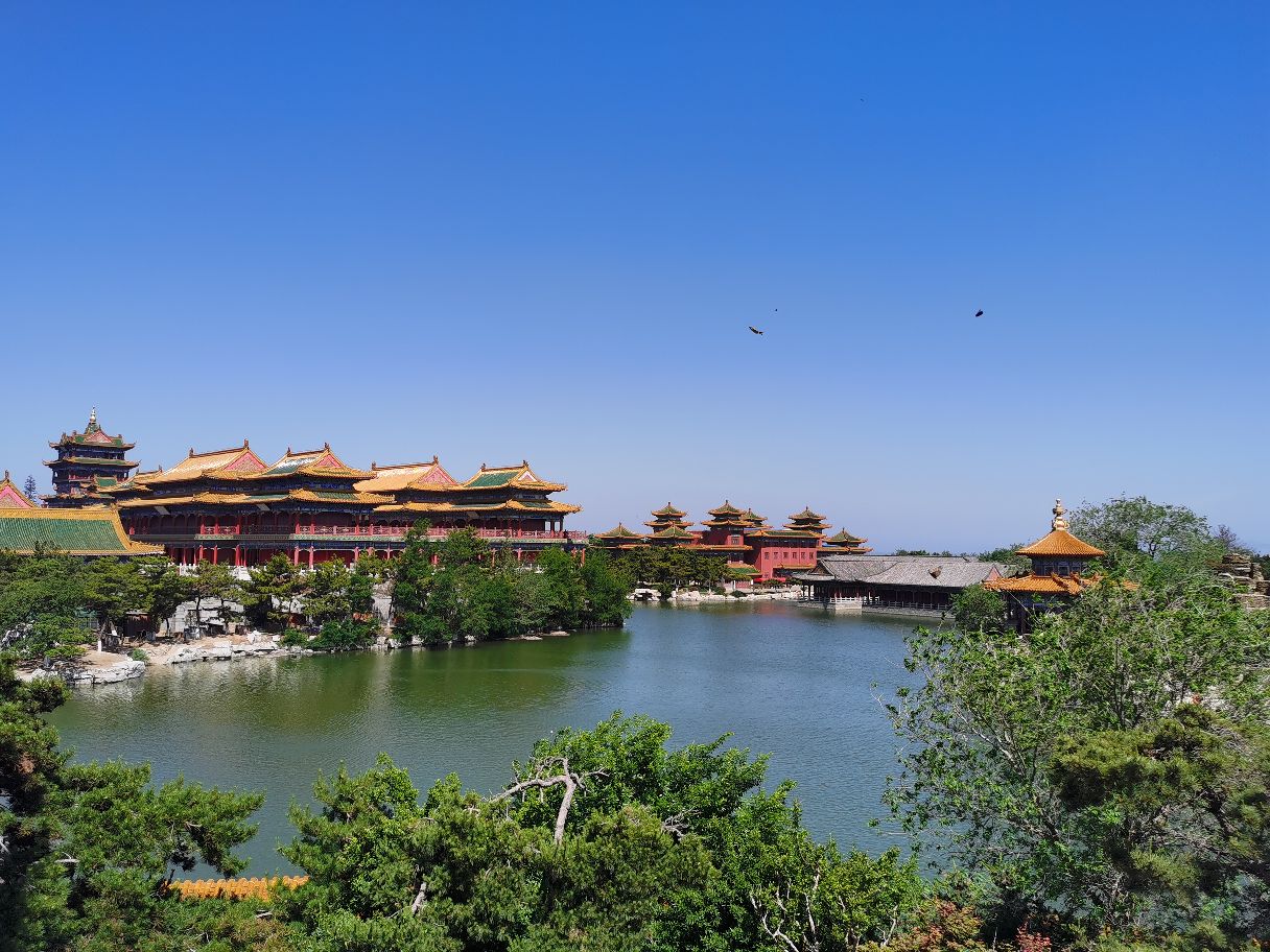 烟台蓬莱的三仙山风景区距离八仙过海景区很近,上次我来蓬莱旅游时从