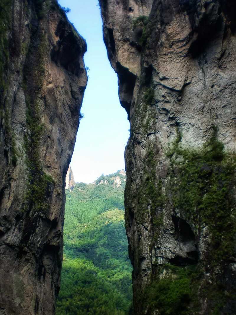 顯勝門是雁蕩山的一個分支景點~離各主景區間有點距離.但還是推薦