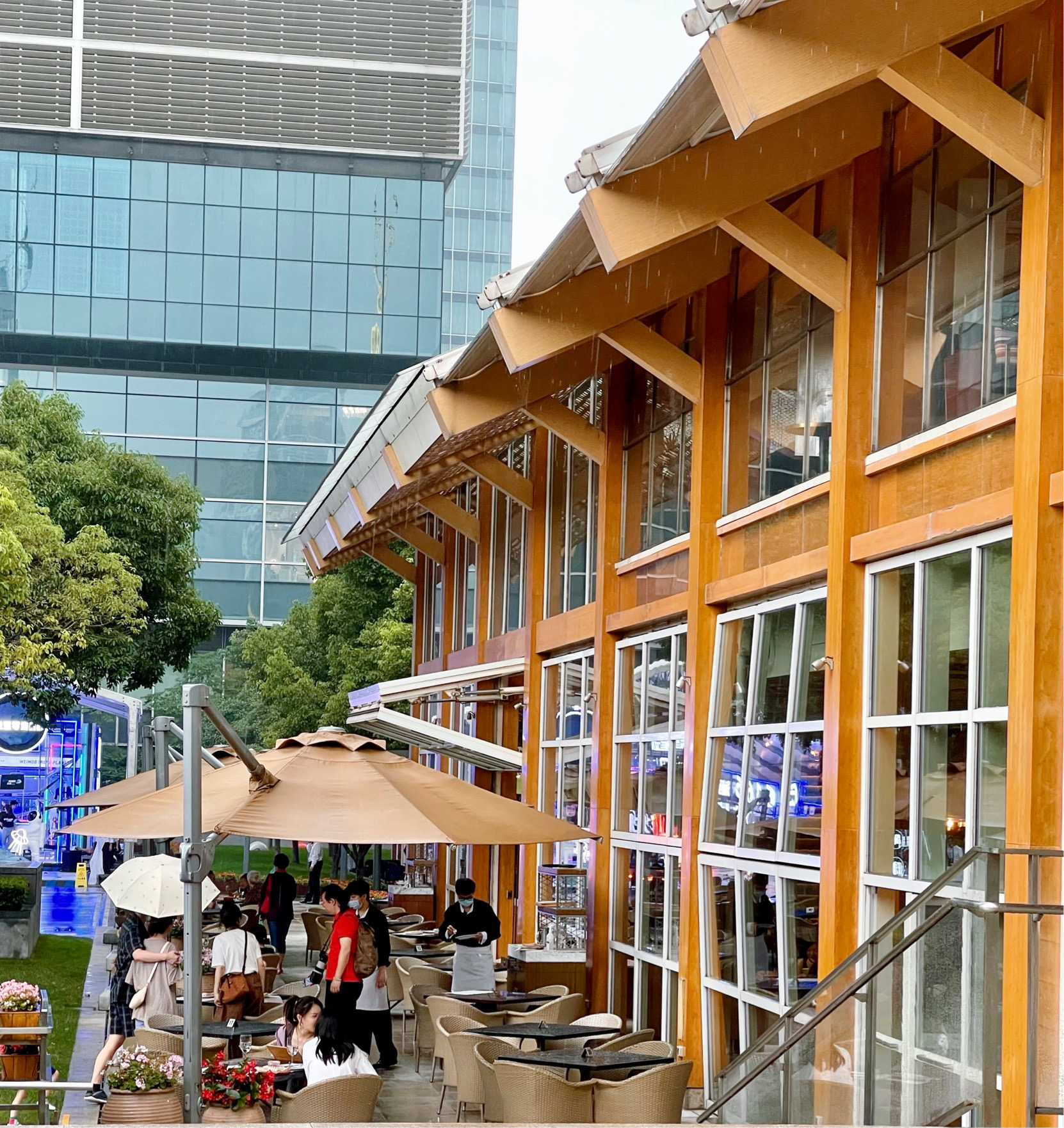 【携程攻略】景点,静安香格里拉大酒店,高品质的代言,他家的餐厅自然