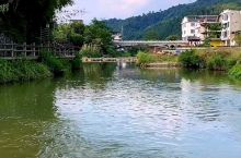 湖南郴州有条神奇的河流，叫热水河