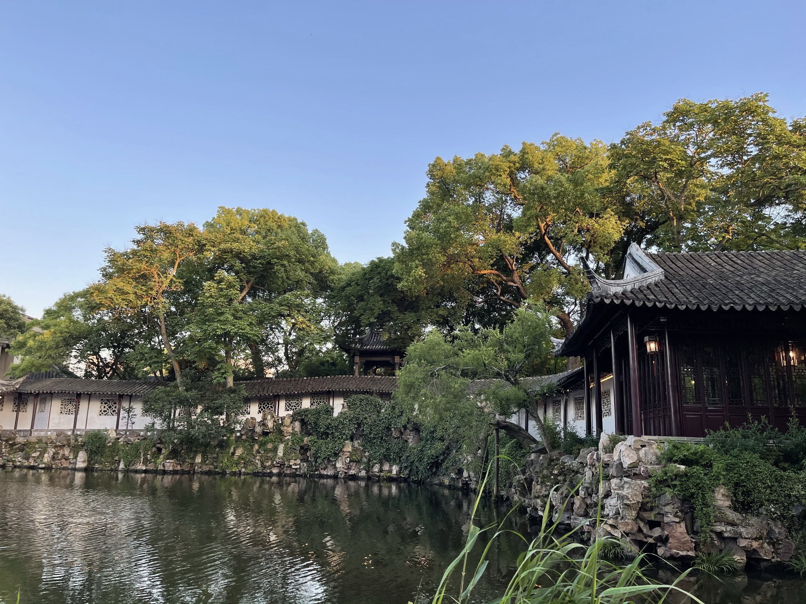 【携程攻略】苏州网师园景点,姑苏城内 处处皆景可以穿上轻便的旗袍 