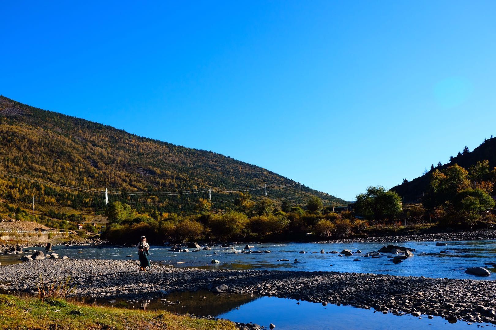 【携程攻略】康定新都桥景点,塔公到新都桥路上的十里画廊,靠近镇子的