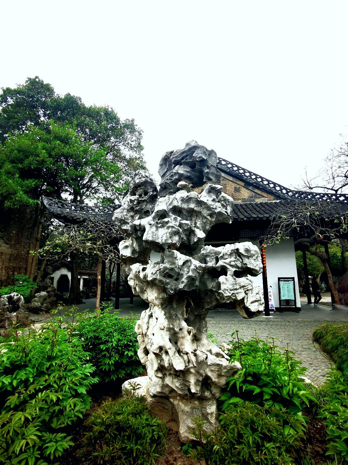 【携程攻略】扬州何园景点,何园是清代正一品官员何芷舠挂官隐退后在