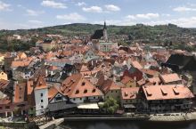 #我的有爱旅途 捷克克鲁姆洛夫是欧洲最美小镇之一，现实中的童话小镇。当地人很热情，和我们用x2倍速讲