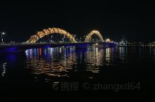 岘港龙桥灯光秀