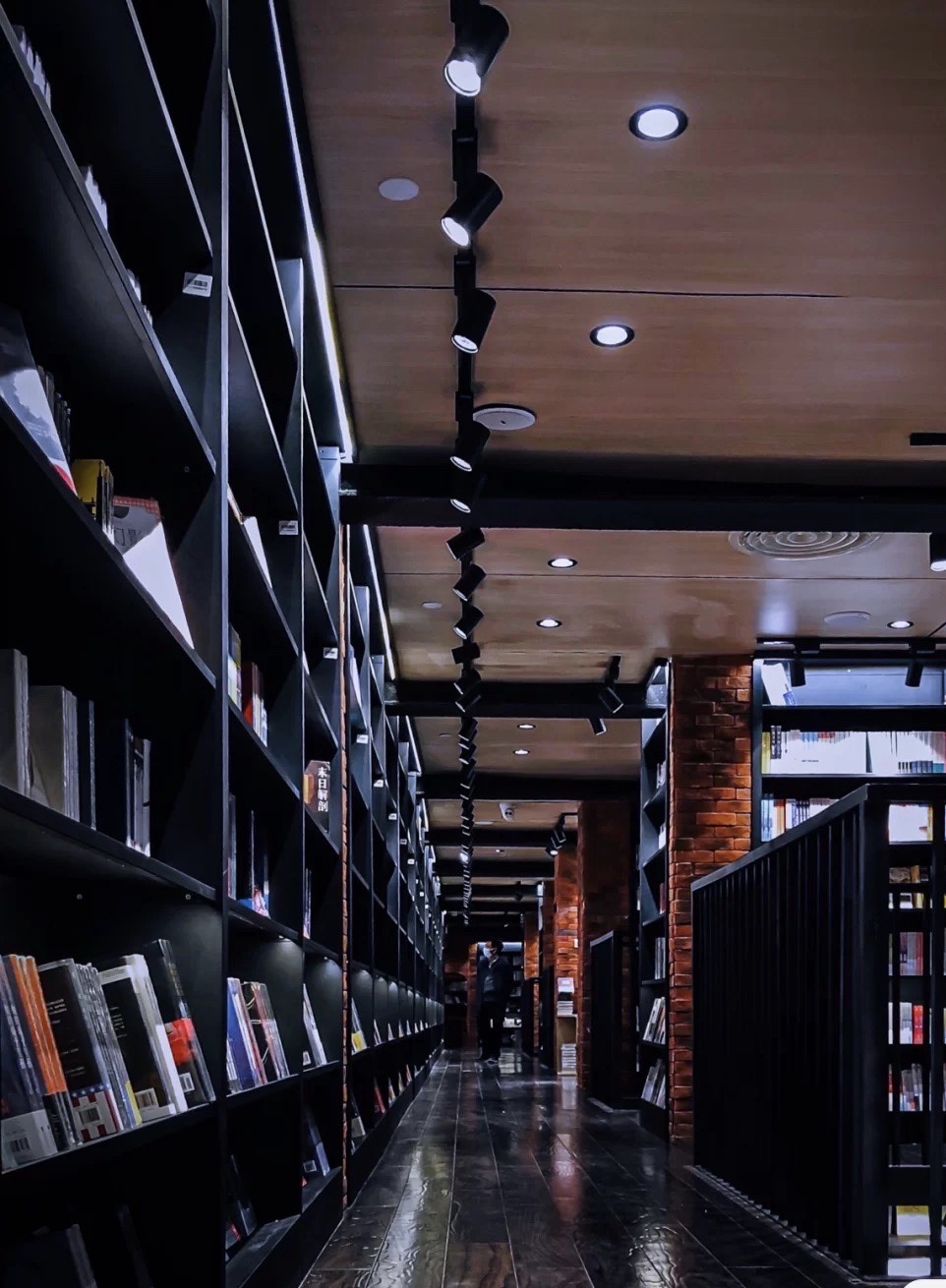 成都银泰中心in99