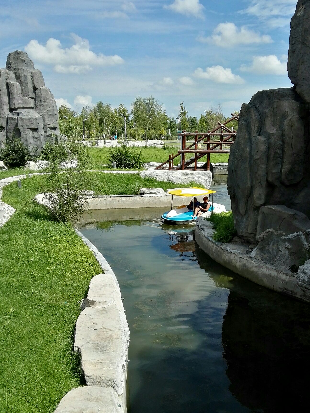 卧里屯基督教堂