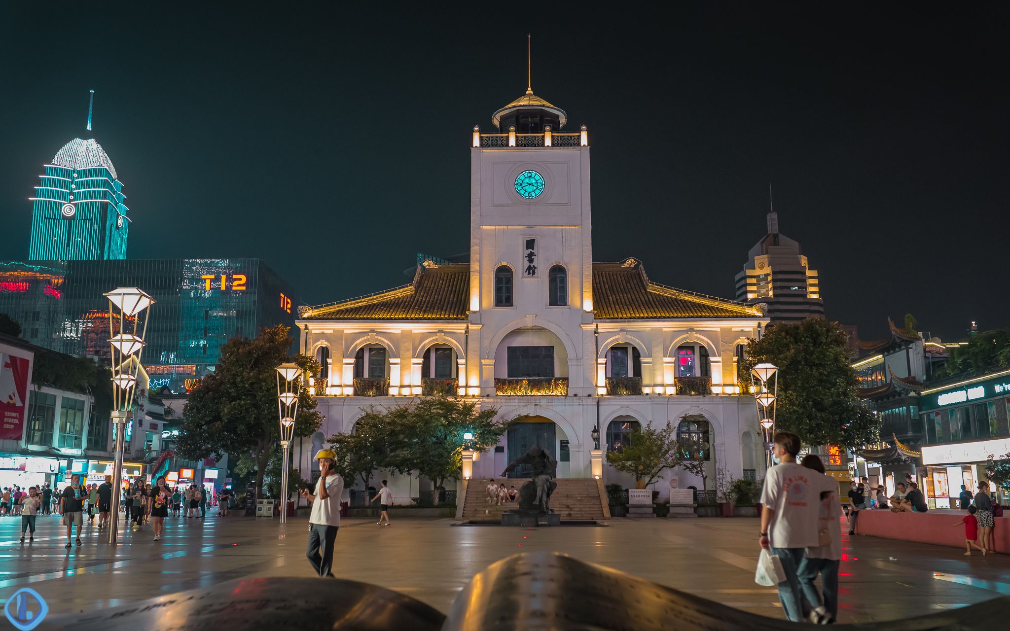夏夜无锡崇安寺