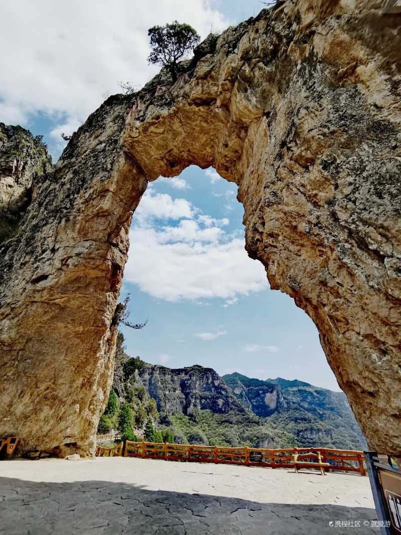 太行山大峡谷八泉峡景区很值得一看