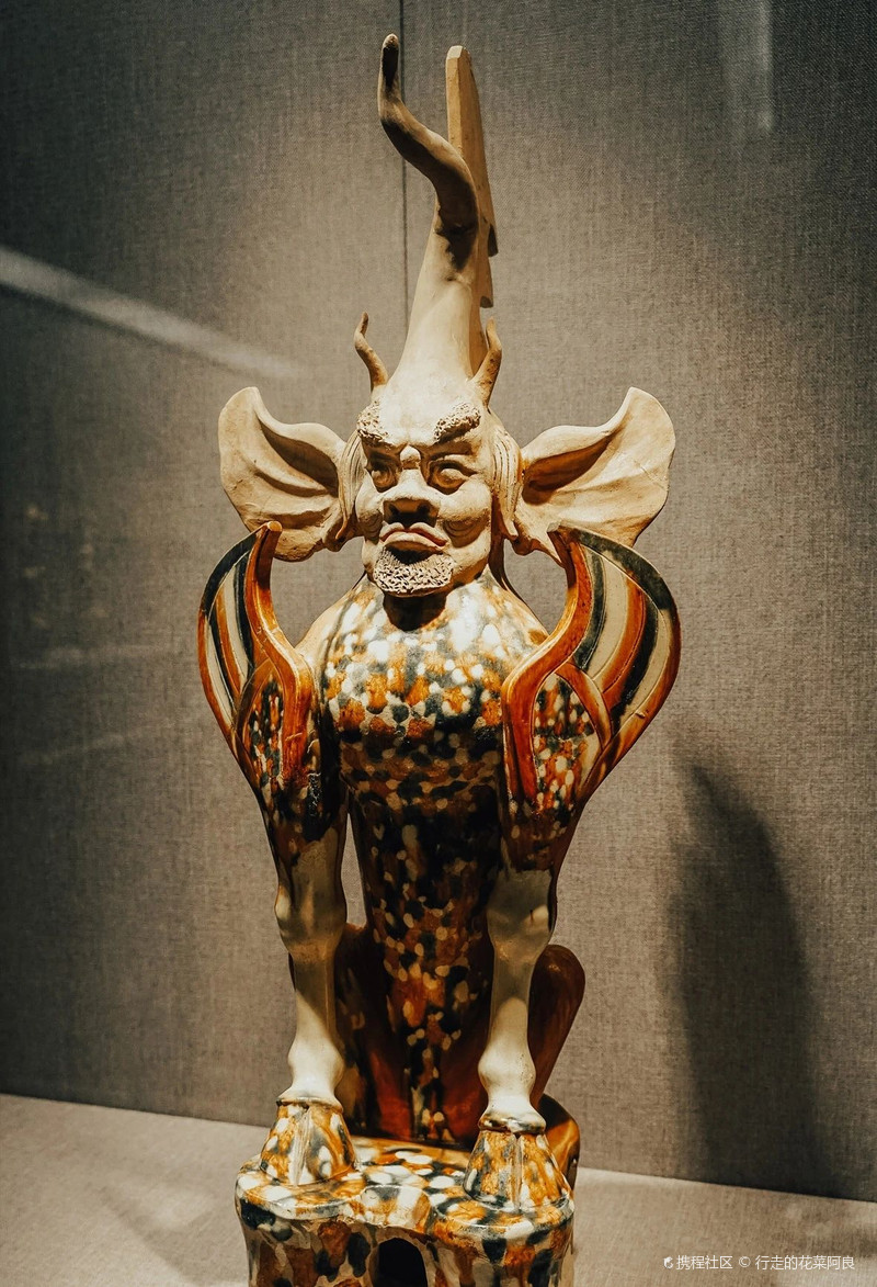 洛阳|洛阳博物馆唐三彩器,绝了!