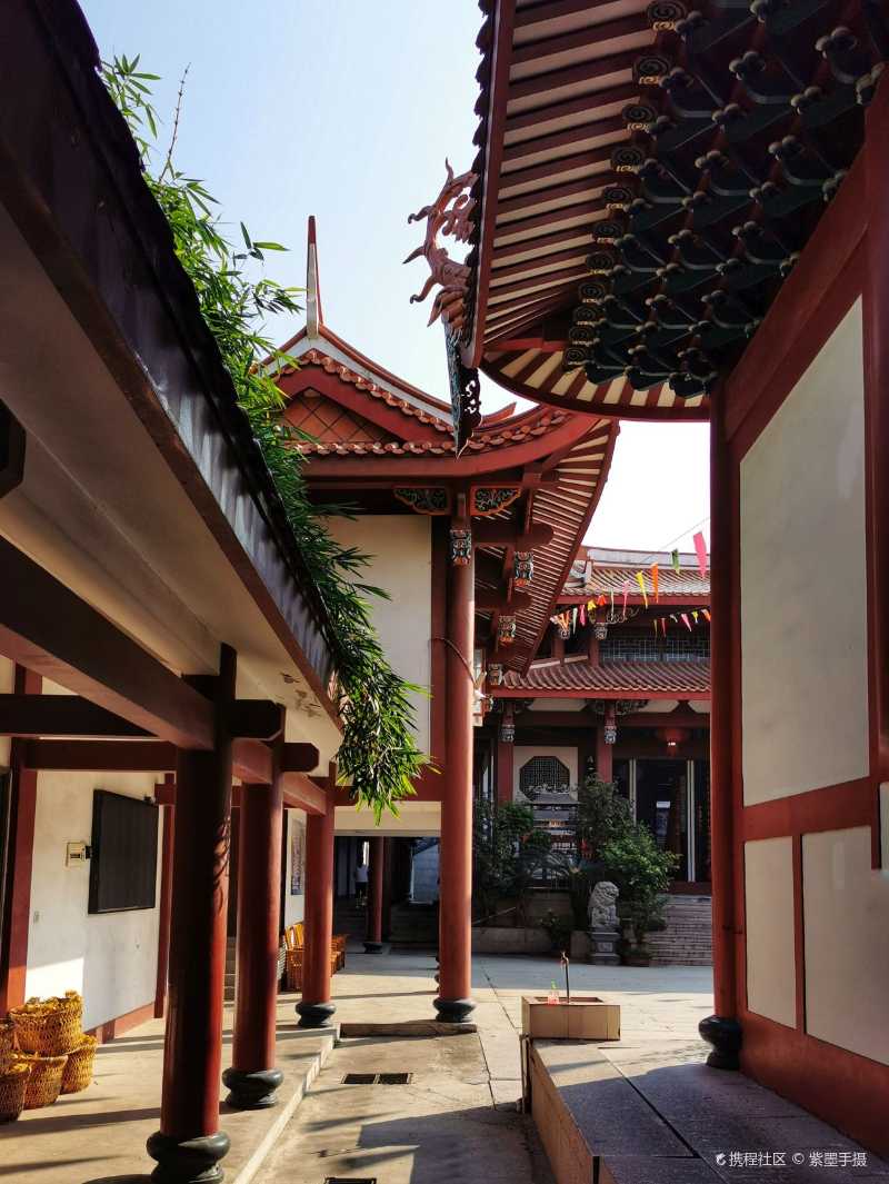 福州金鸡山闽越境主78南天照天君宫