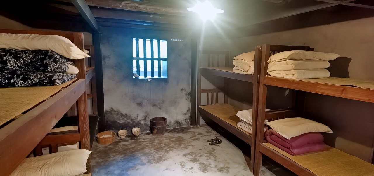 重庆渣滓洞监狱的图片图片