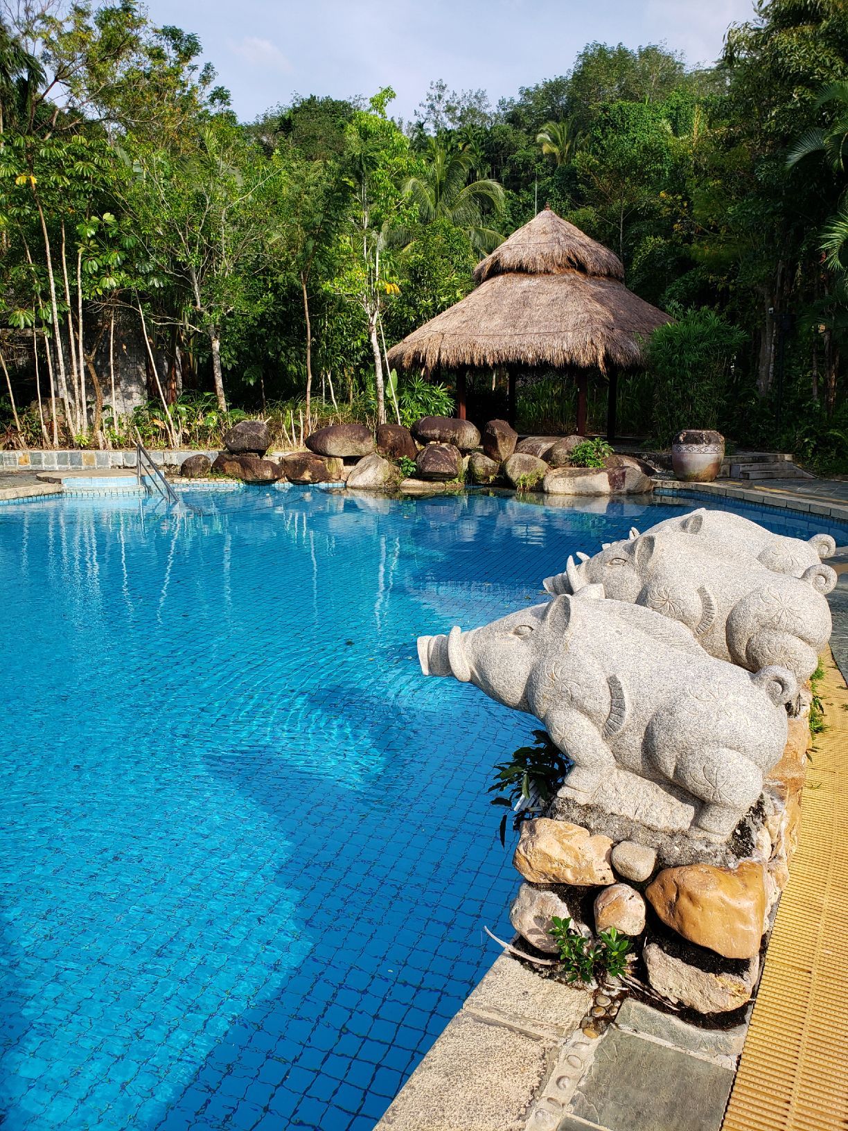 七仙瑶池野溪温泉