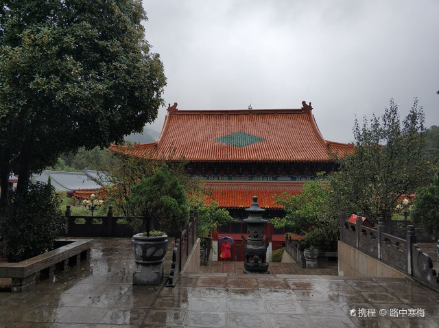 信阳罗山灵山寺