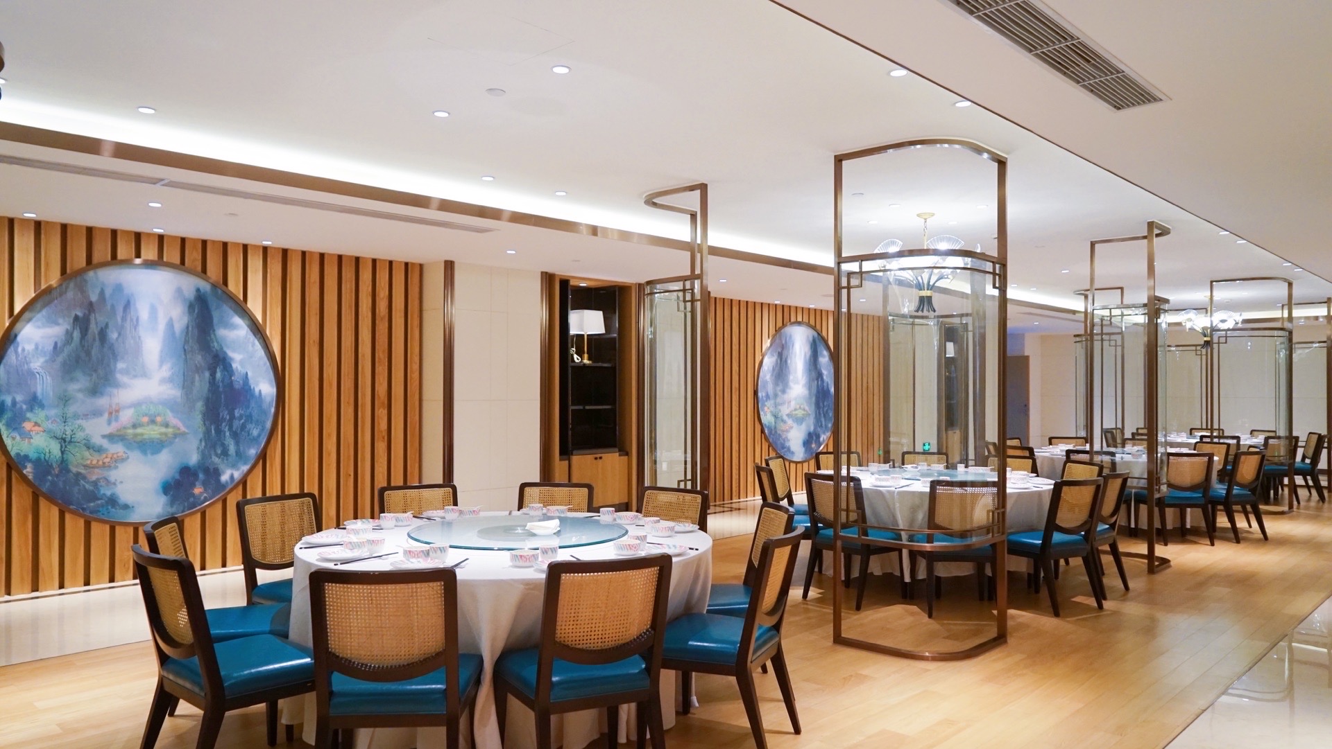 上海新虹桥蛟龙凯莱酒店·圆宴中餐厅