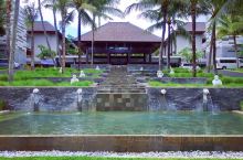 巴厘岛努沙杜瓦万怡度假村～池畔套房假日时光