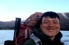 穷游川藏线，偶遇藏族大哥和女儿搭我，他们让我登顶雀儿山露营