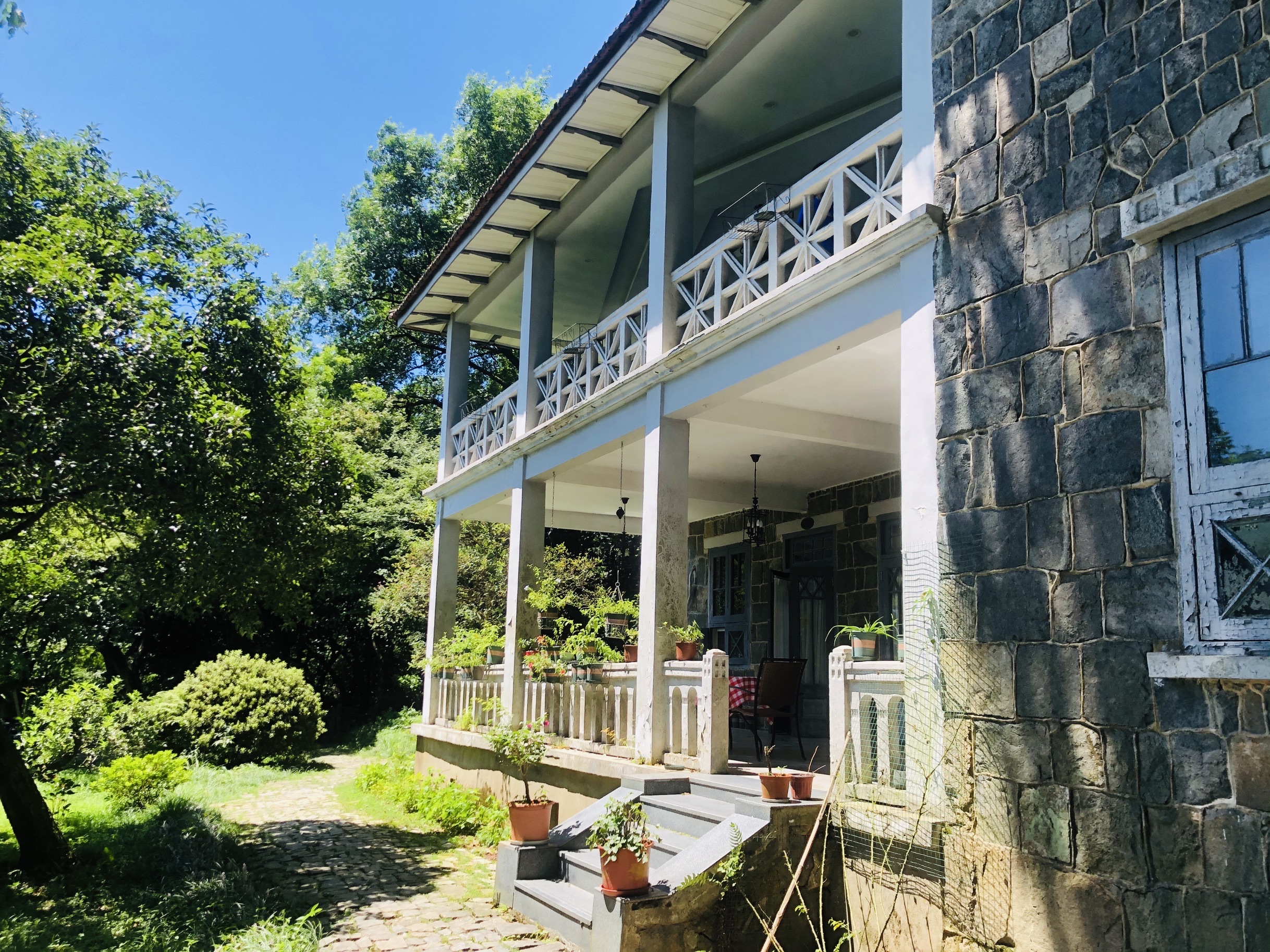 【携程攻略】莫干山莫干山风景名胜区景点,静逸别墅是个历史悠久的老