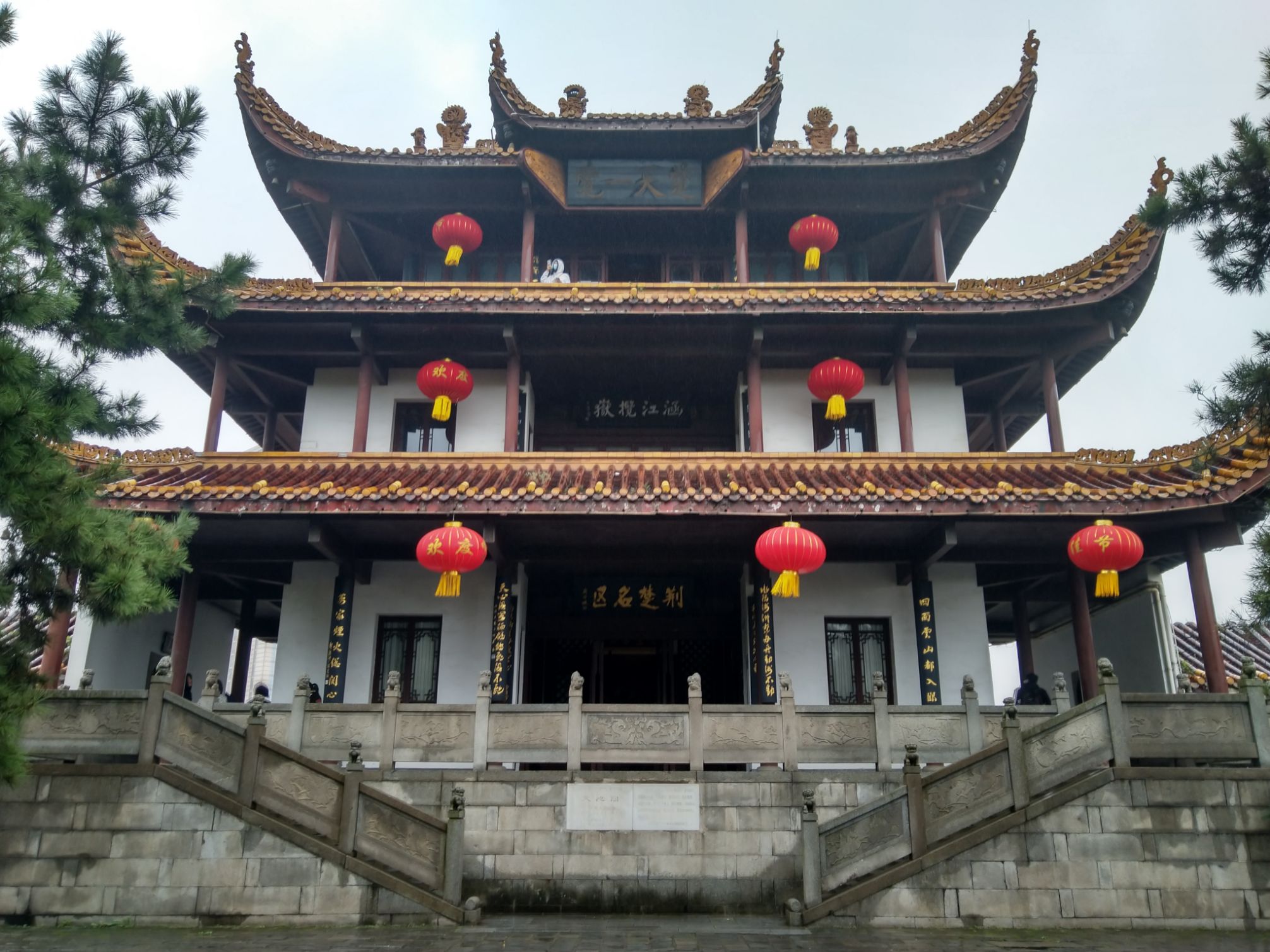景色不错,值得推荐,体验很好,有趣好玩,很有历历史意义的地方,景点不