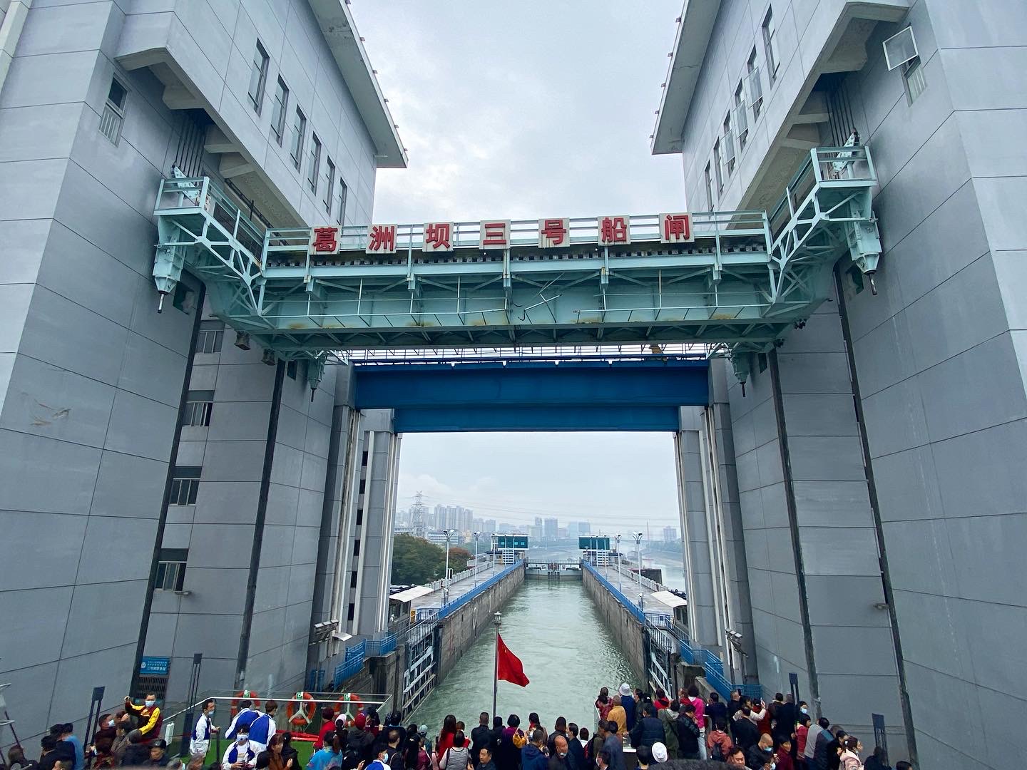 交运两坝一峡游船