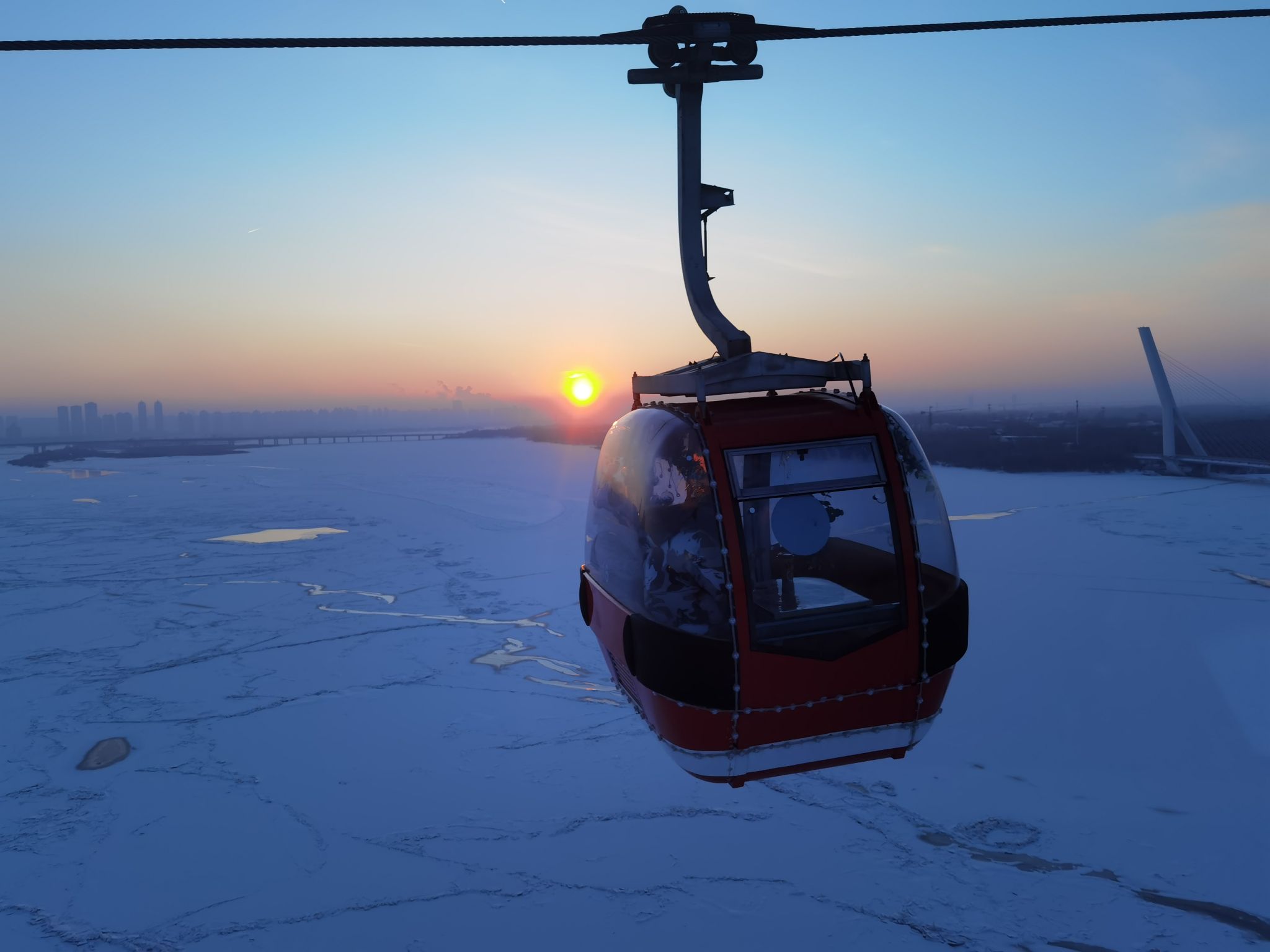 哈尔滨冰雪大世界索道图片