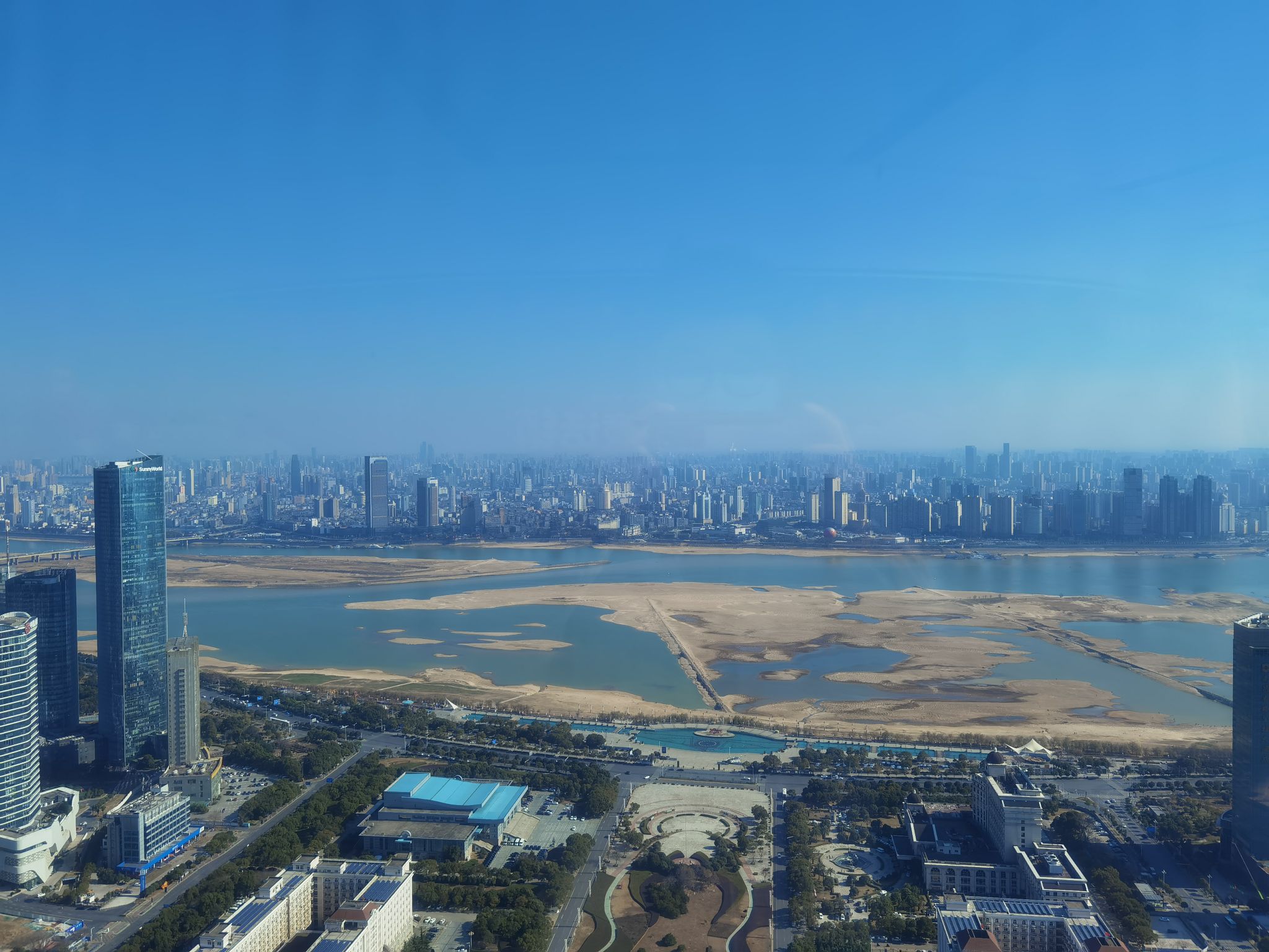 江西绿地中心303观光厅