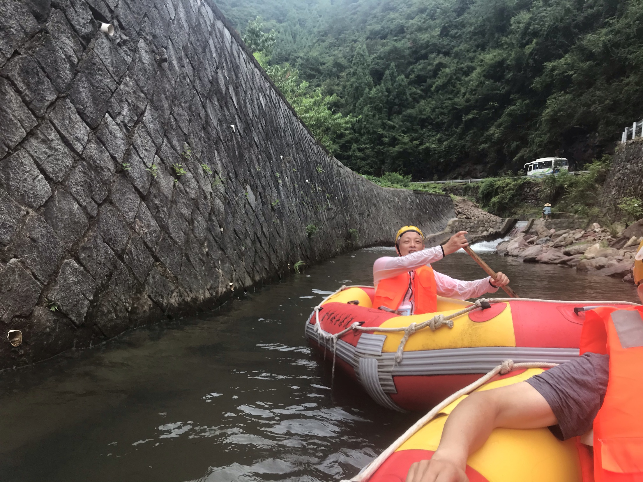 【携程攻略】千岛湖金峰峡谷漂流适合情侣出游旅游吗,金峰峡谷漂流