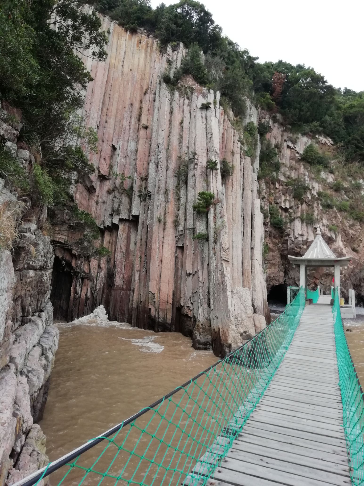 【携程攻略】象山花岙石林景点,对于aaa景区来说以经很不错了,海上风